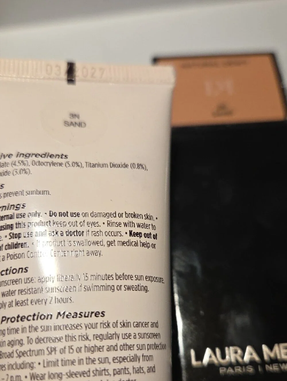 NiB Laura mercier Tinted dewy Moisturizer & Brush - 3N Sand
